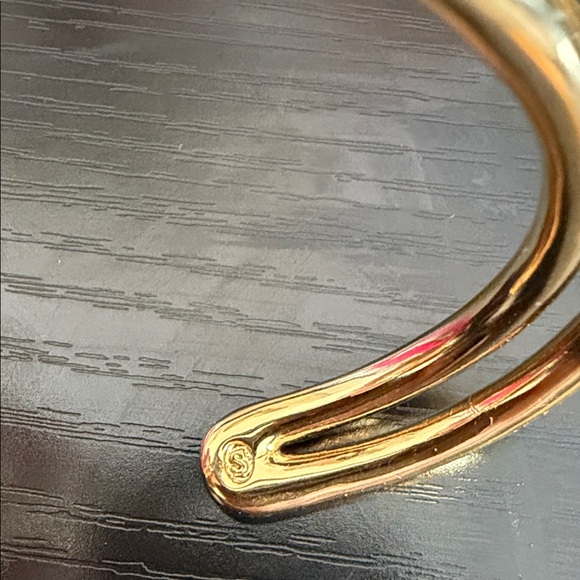 Sezane Chiara Wrist Cuff Bracelet - Picture 5 of 5